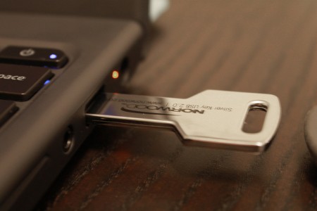 USBメモリ内の消去したデータを復旧・復元する方法